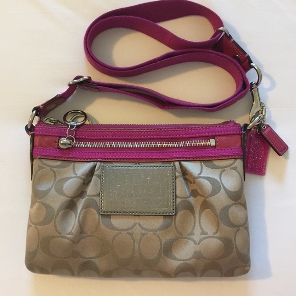 COACH Poppy Signature C Crossbody - Picture 2 of 7